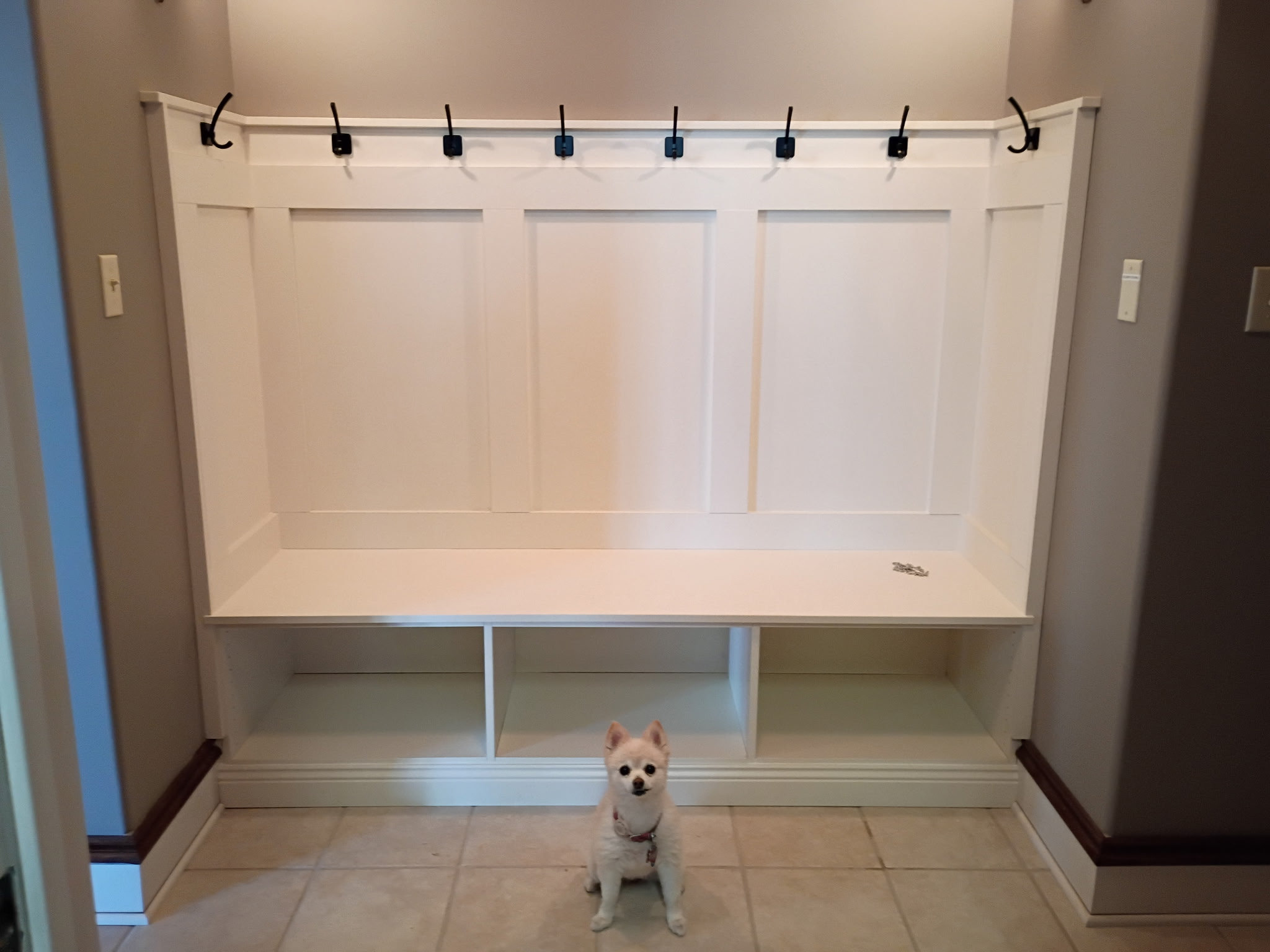 What Is a Mudroom? A Knoxville Homeowner’s Guide