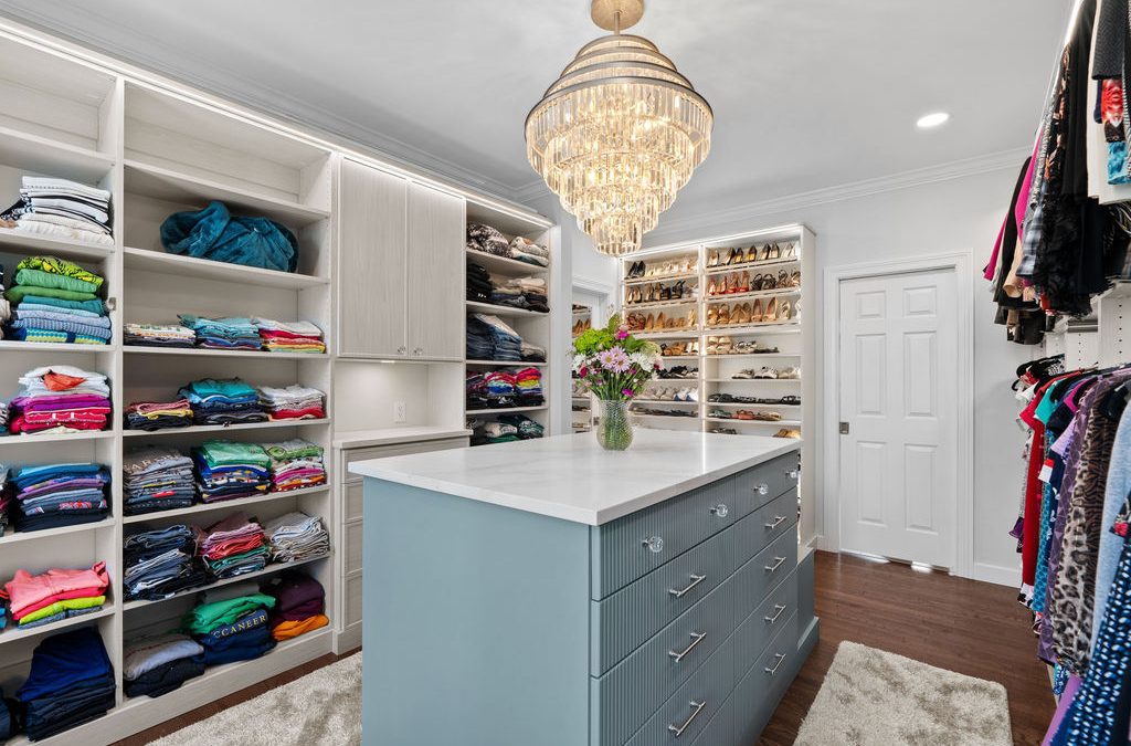 Storage Problems That Custom Closet Organization Plans Are Designed to Solve